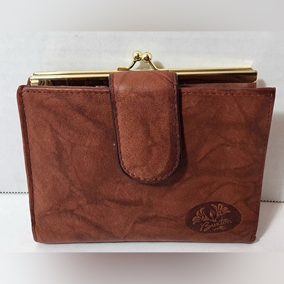 Buxton Handbags - Buxton Heiress Double Cardex Wallet NWOT